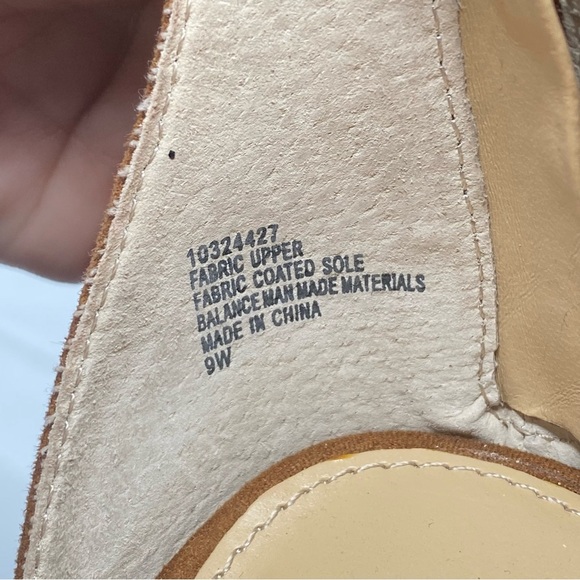 TORRID brown suede fringy tassle open toe heel size 9 - Picture 7 of 11